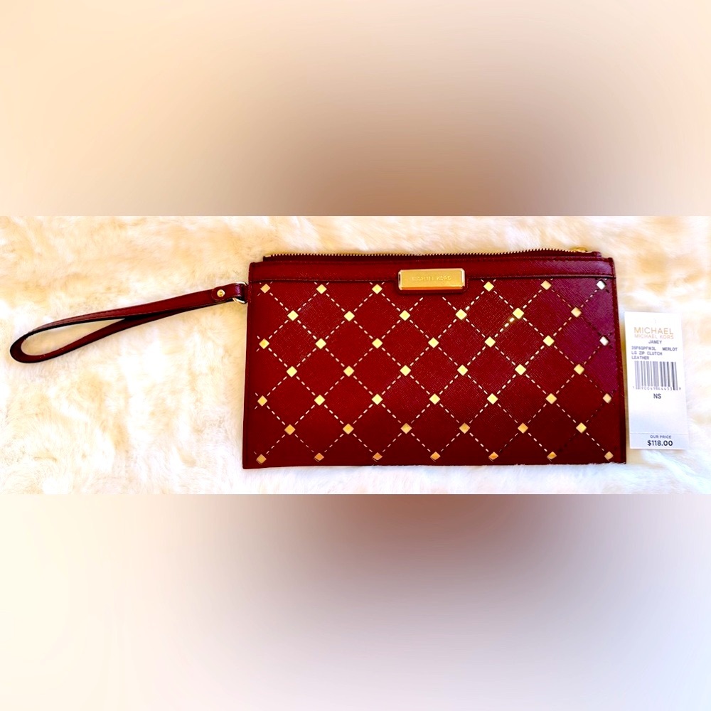 MK! Jamey-Leather Zip Clutch/Merlot/Large🤩